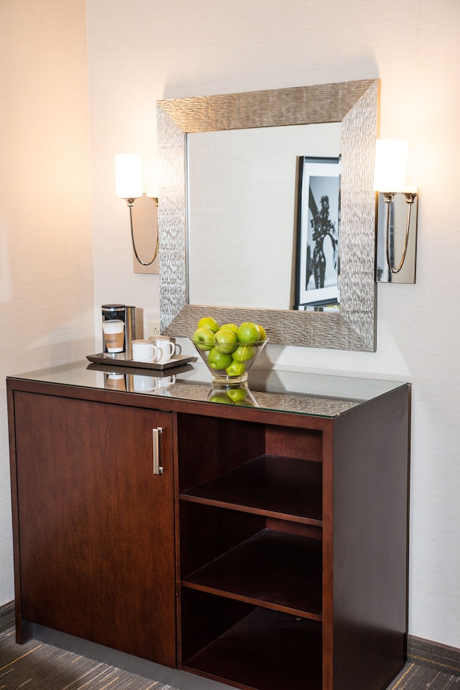 Imagen de la habitación del Hotel Wyndham Moline on John Deere Commons. Foto 15