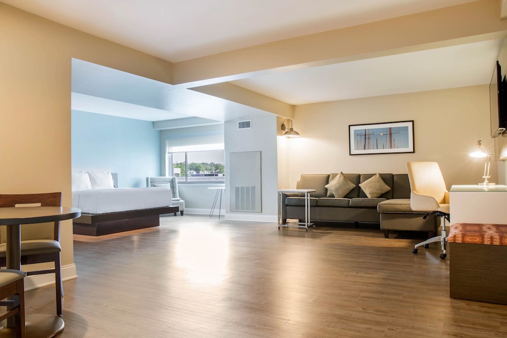 Imagen de la habitación del Hotel Wyndham Newport. Foto 4
