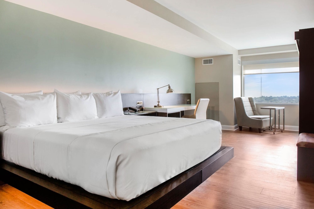 Imagen de la habitación del Hotel Wyndham Newport. Foto 10