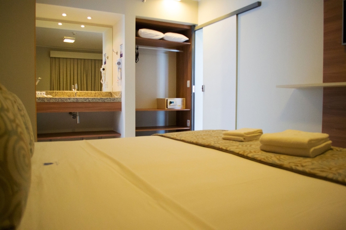 Imagen de la habitación del Hotel Wyndham Ol&iacute;mpia Royal Hotels. Foto 8