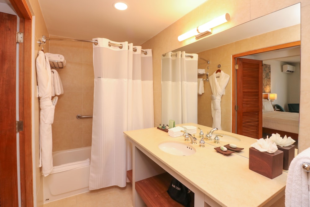 Imagen de la habitación del Hotel Wyndham Palmas Beach and Golf Boutique Resort. Foto 9