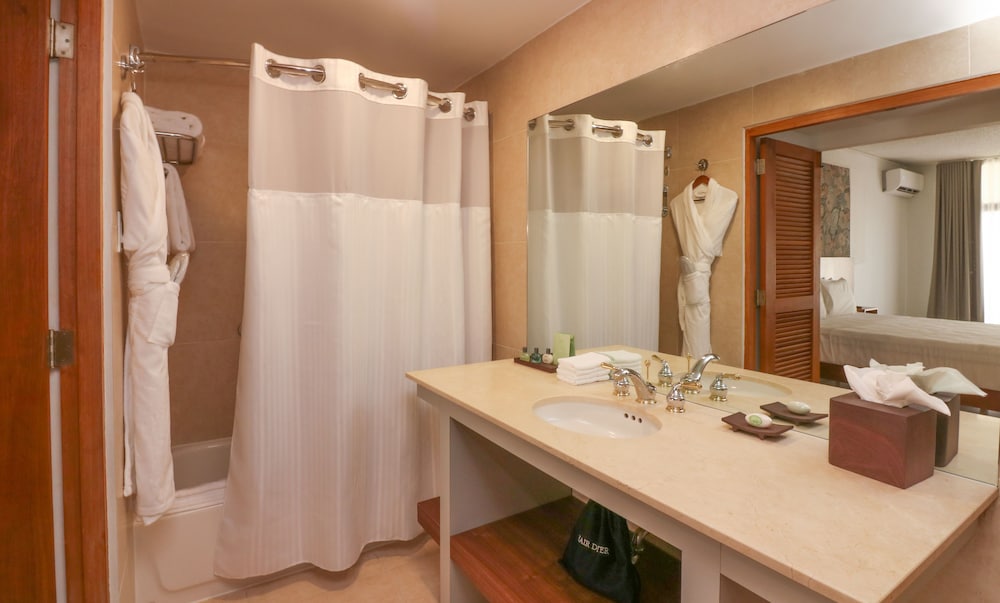 Imagen de la habitación del Hotel Wyndham Palmas Beach and Golf Boutique Resort. Foto 10