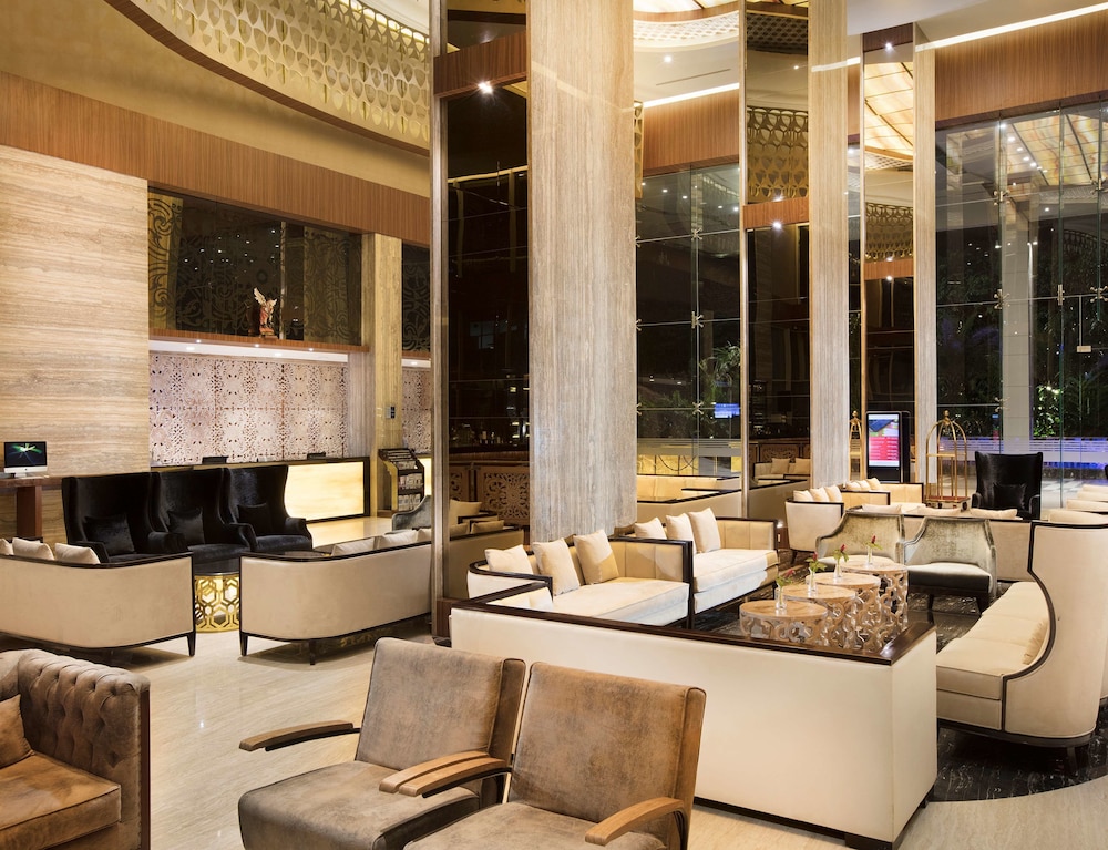 Imagen de los interiores del Hotel Wyndham Panbil Batam. Foto 18