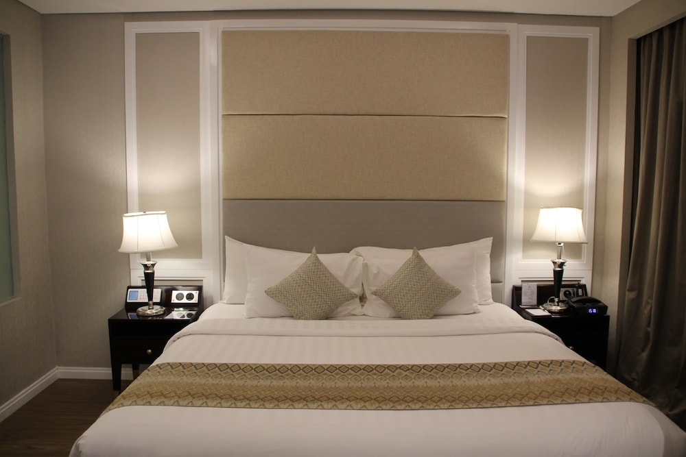 Imagen de la habitación del Hotel Wyndham Panbil Batam. Foto 17