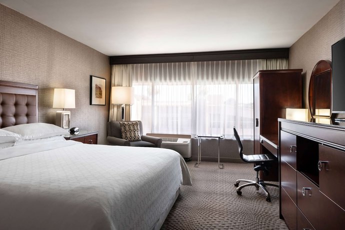 Imagen de la habitación del Hotel Wyndham Phoenix Airport/Tempe. Foto 10