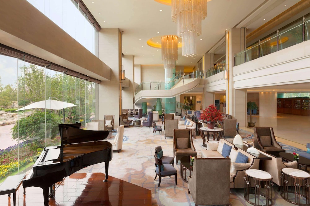 Imagen de los interiores del Hotel Wyndham Qingdao. Foto 20