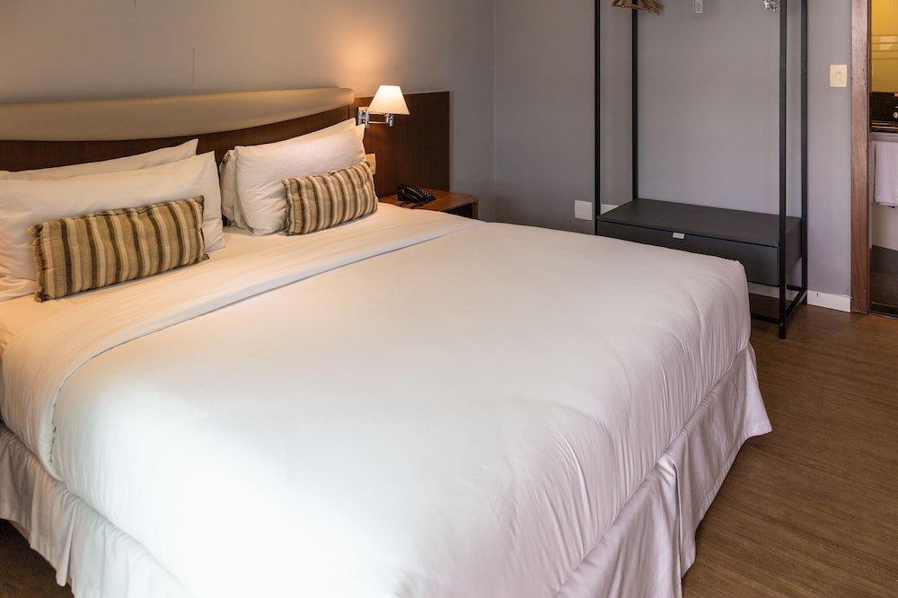 Imagen de la habitación del Hotel Wyndham Rio Barra. Foto 7