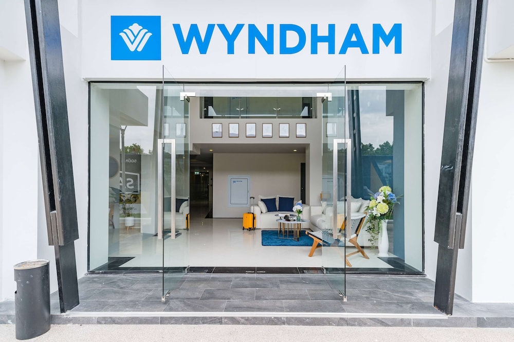 Imagen de los interiores del Hotel Wyndham Royal Lee Phuket. Foto 20