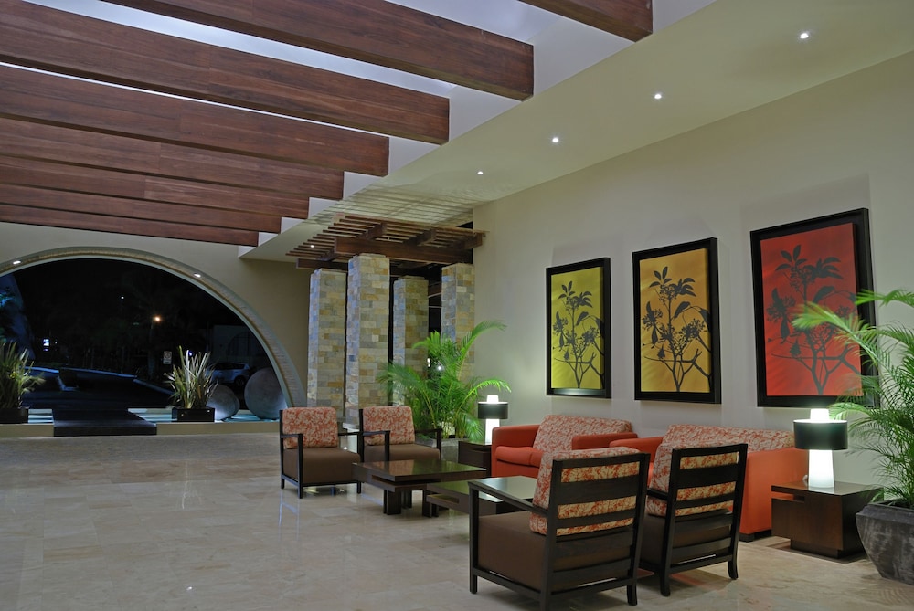 Imagen de los interiores del Hotel Wyndham San Jose Herradura and Convention Center. Foto 19