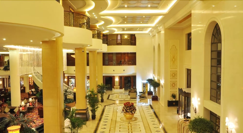 Imagen de los interiores del Hotel Wyndham Shanghai Hongqiao. Foto 17