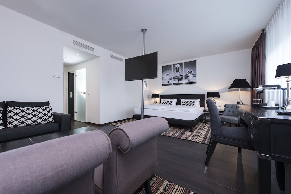 Imagen de la habitación del Hotel Wyndham Stuttgart Airport Messe. Foto 9