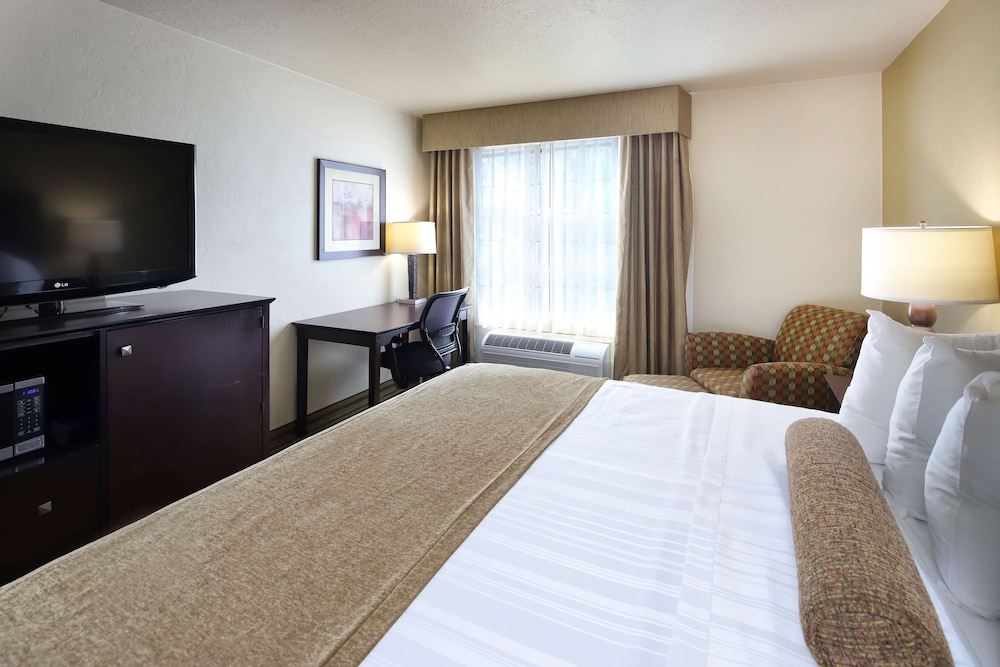 Imagen de la habitación del Hotel Wyndham Tucson Conference Center/airport North. Foto 6