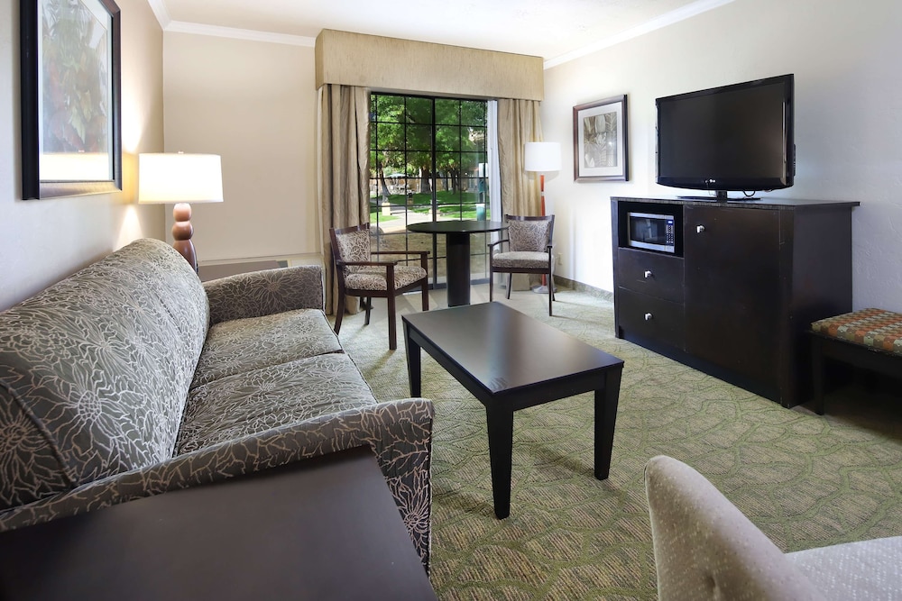 Imagen de la habitación del Hotel Wyndham Tucson Conference Center/airport North. Foto 10