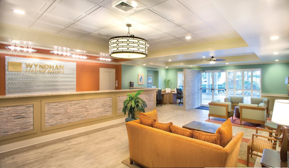 Imagen de los interiores del Hotel Wyndham Vacation Resorts At Majestic Sun. Foto 13