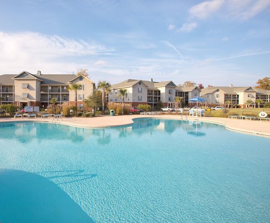 Imagen de la piscina del Hotel Wyndham Vacation Resorts Lake Marion. Foto 19