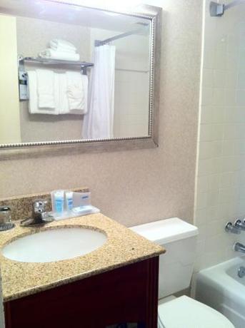 Imagen de la habitación del Hotel Wyndham Virginia Beach Oceanfront. Foto 7