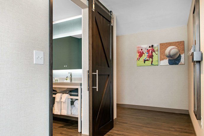 Imagen de la habitación del Hotel Wyndham Westfield. Foto 4