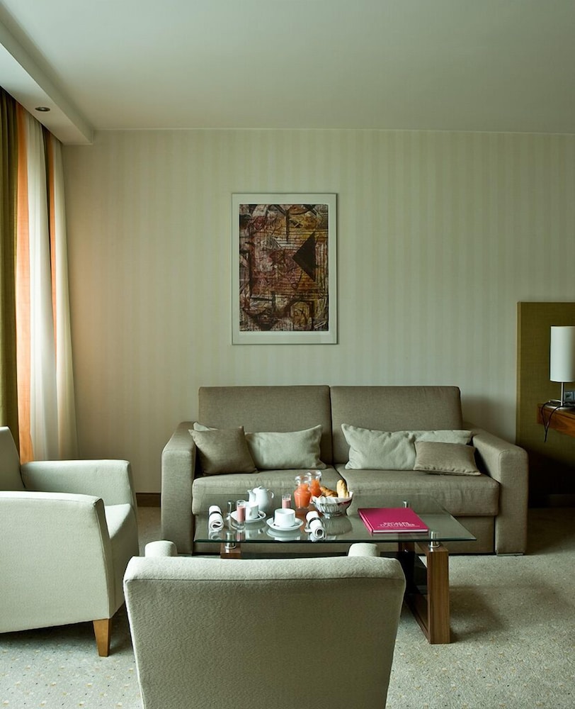 Imagen de la habitación del Hotel Wyndham Wroclaw Old Town. Foto 13