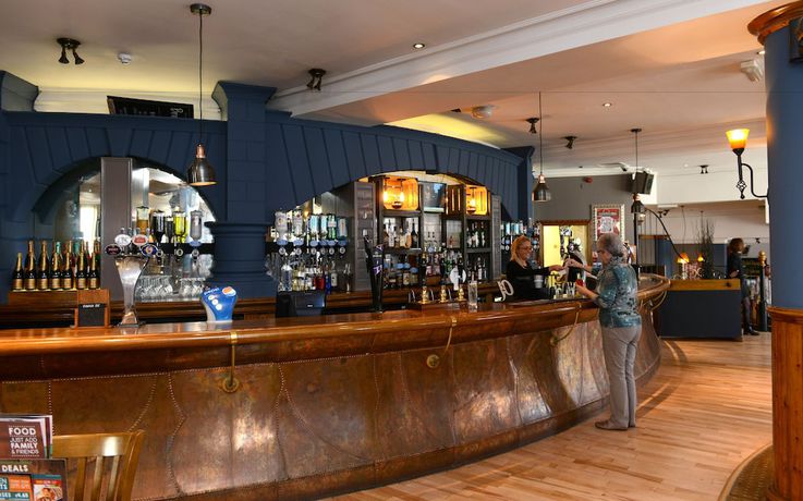 Imagen del bar/restaurante del Hotel Wynnstay Arms, Wrexham By Marston's Inns. Foto 7