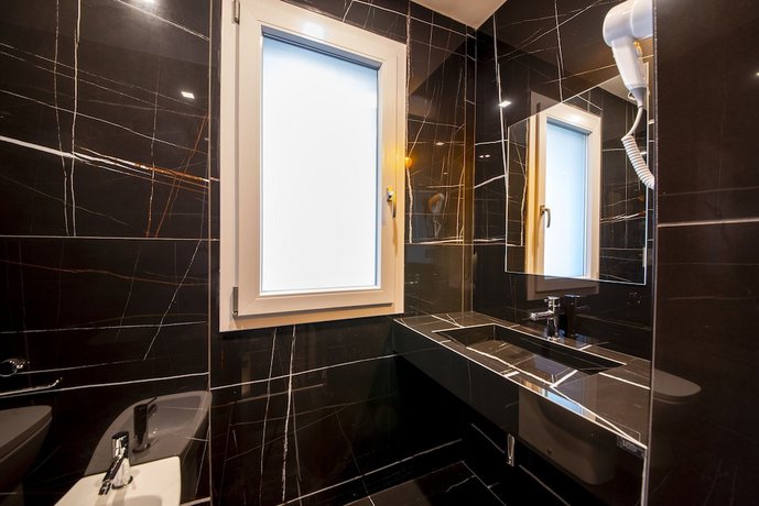 Imagen de la habitación del Hotel X Business. Foto 11