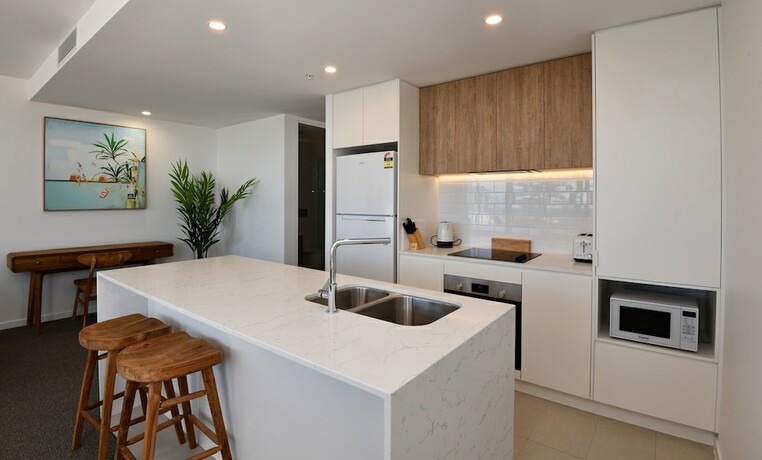 Imagen de la habitación del Hotel X Kirra Apartments. Foto 15