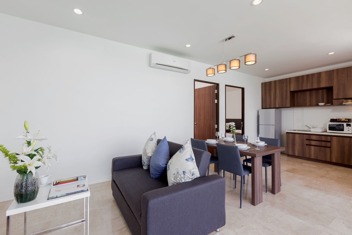 Imagen de los interiores del Hotel X10 Seaview Suites Panwa Beach. Foto 12