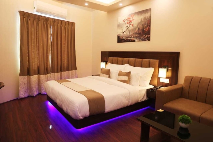 Imagen de la habitación del Hotel XCELSIOR HOTEL AND SPA. Foto 11