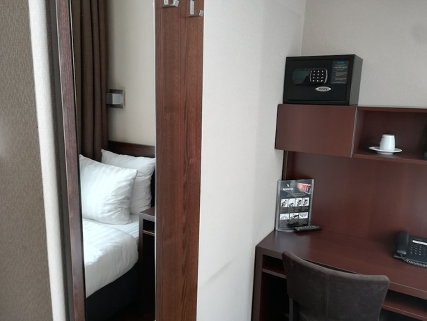 Imagen de la habitación del Hotel XO Hotel Van Gogh. Foto 5