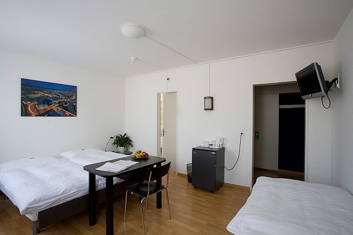 Imagen de la habitación del Hotel XTRA. Foto 3