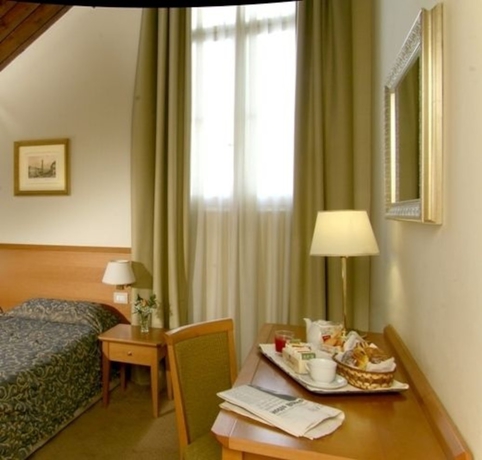 Imagen de la habitación del Hotel XX SETTEMBRE. Foto 3