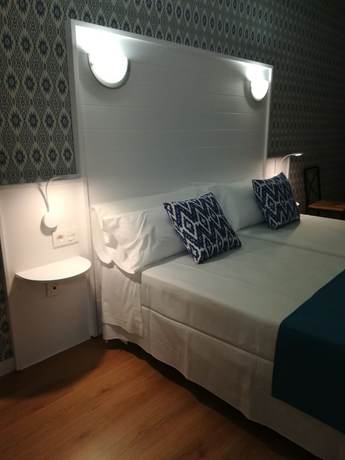 Imagen de la habitación del Hotel Xaine Park. Foto 8