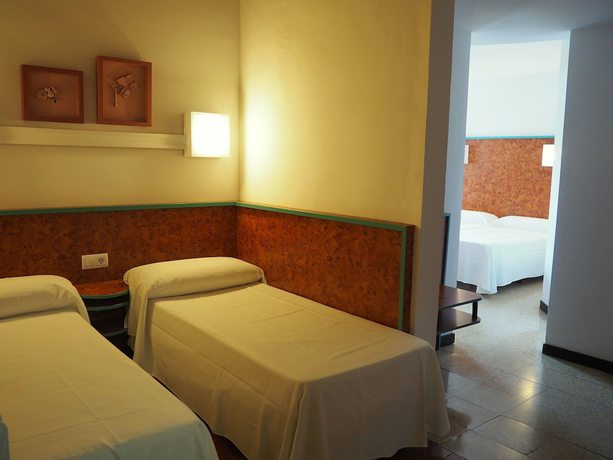 Imagen de la habitación del Hotel Xaine Park. Foto 9