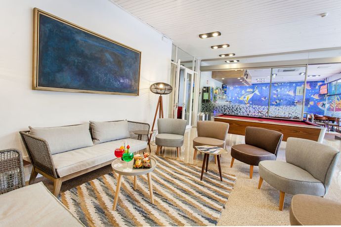 Imagen de los interiores del Hotel Xaine Park. Foto 11