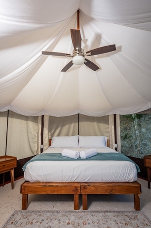 Imagen de la habitación del Hotel Xakluum Eco Glampings. Foto 13