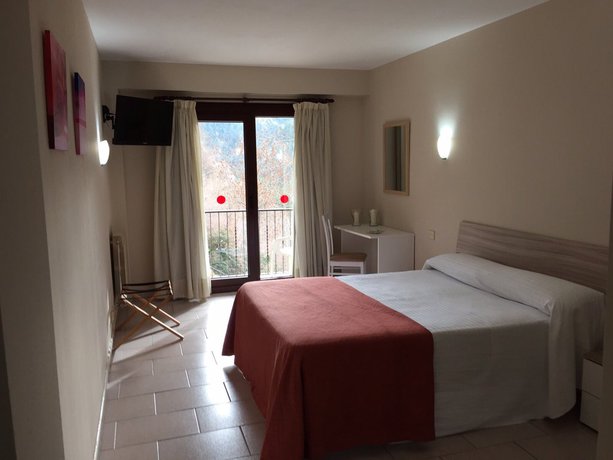 Imagen de la habitación del Hotel Xalet Besolí. Foto 3