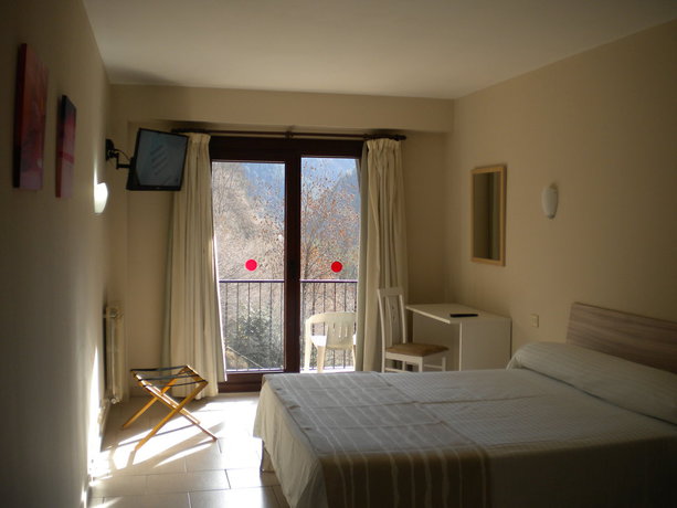 Imagen de la habitación del Hotel Xalet Besolí. Foto 6