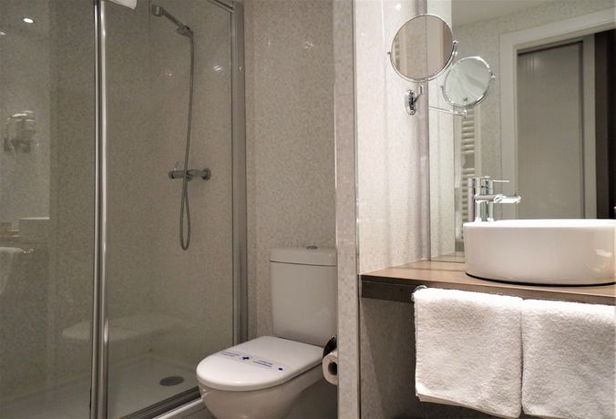 Imagen de la habitación del Hotel Xalet Bringue and Spa. Foto 11