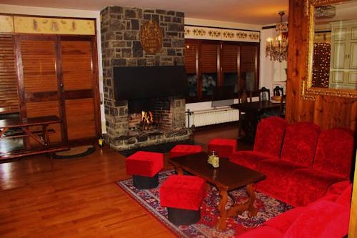 Imagen general del Hotel Xalet Llopis. Foto 4