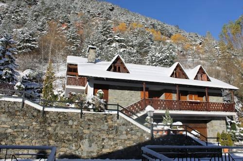 Imagen general del Hotel Xalet Llopis. Foto 6