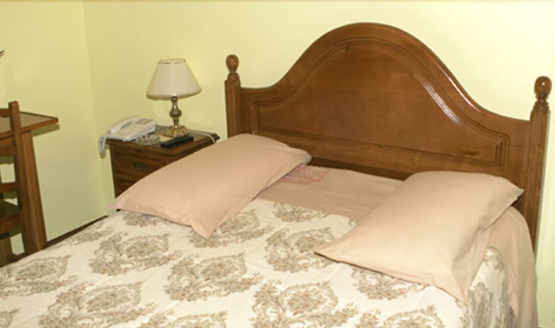 Imagen de la habitación del Hotel Xallas. Foto 10