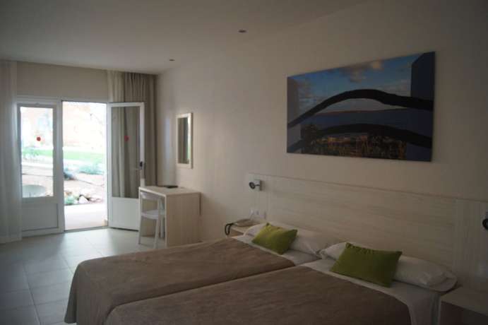 Imagen de la habitación del Hotel Xaloc Playa. Foto 3