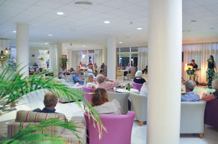 Imagen de los interiores del Hotel Xaloc Playa. Foto 15