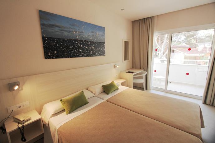 Imagen de la habitación del Hotel Xaloc Playa. Foto 6