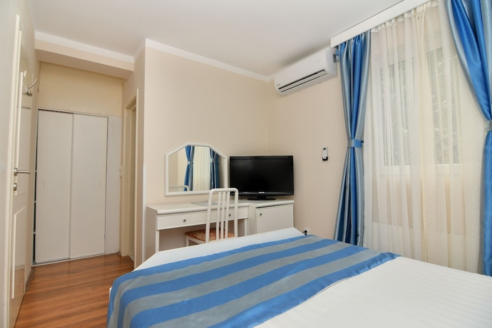 Imagen de la habitación del Hotel Xanadu, Herceg Novi. Foto 8