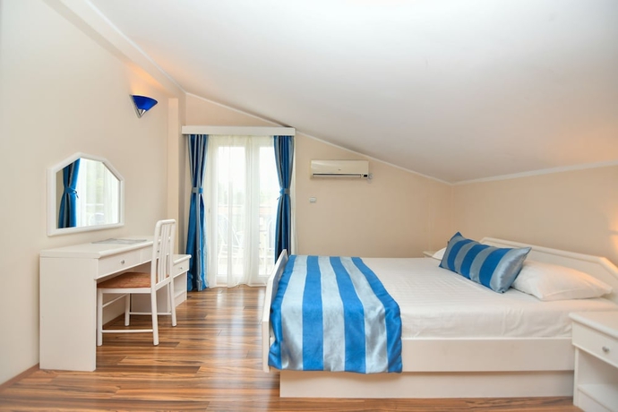 Imagen de la habitación del Hotel Xanadu, Herceg Novi. Foto 17