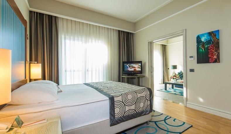 Imagen de la habitación del Hotel Xanadu Island. Foto 8