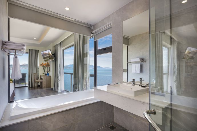 Imagen de la habitación del Hotel Xavia. Foto 13