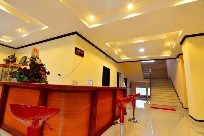 Imagen de los interiores del Hotel Xaychaleurn. Foto 18