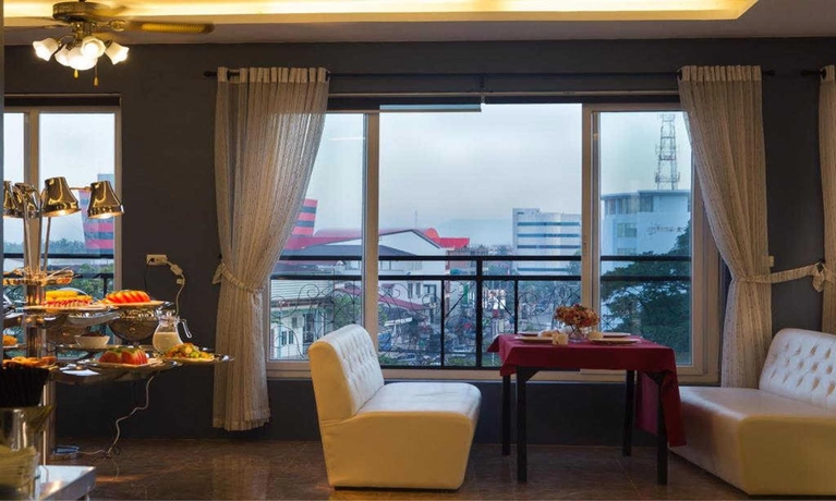 Imagen del bar/restaurante del Hotel Xaysomboun Boutique. Foto 4