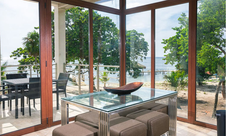 Imagen de la habitación del Hotel Xbalanque. Foto 6